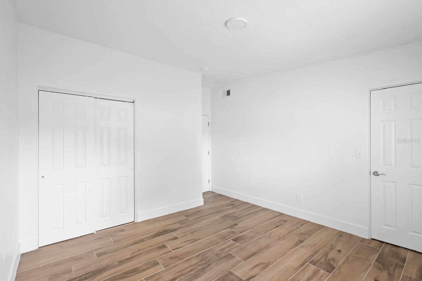 Image 9 of 31 For 1511 Horatio Avenue