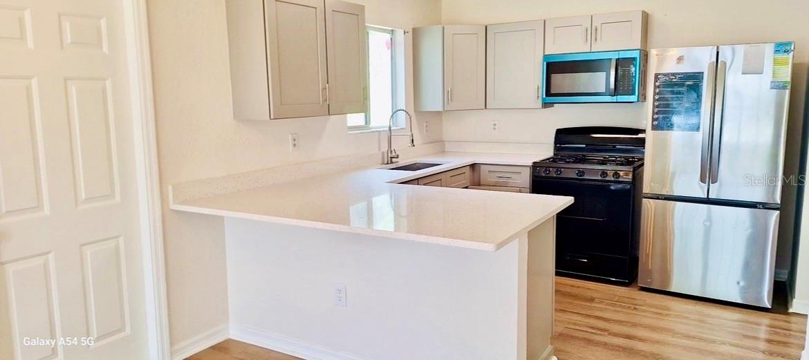 Image 10 of 19 For 305 31st Street