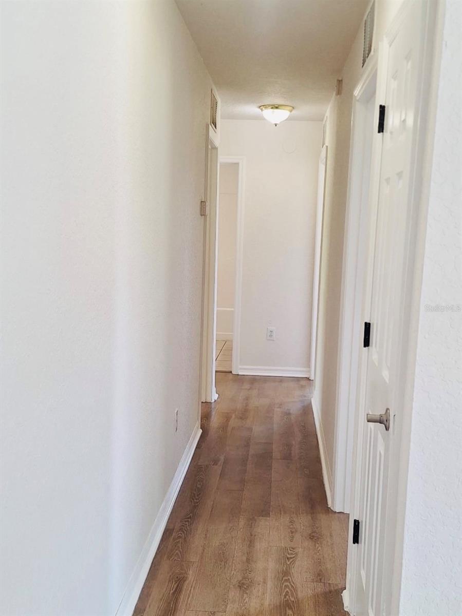 Image 17 of 19 For 305 31st Street