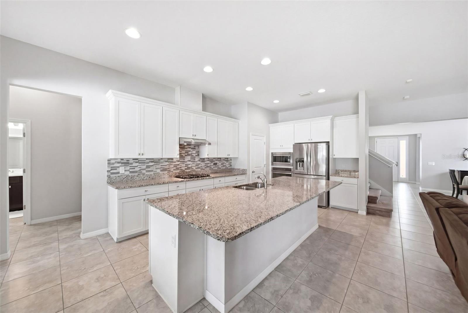 Image 10 of 36 For 947 Maypole Drive