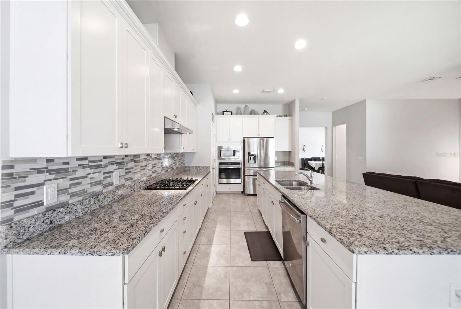 Image 12 of 36 For 947 Maypole Drive