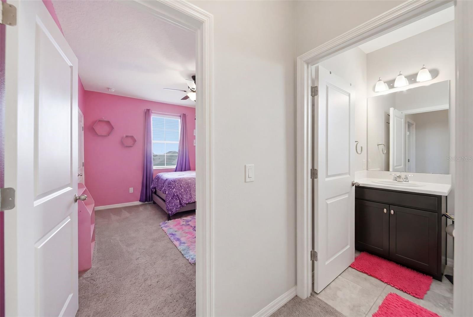 Image 28 of 36 For 947 Maypole Drive