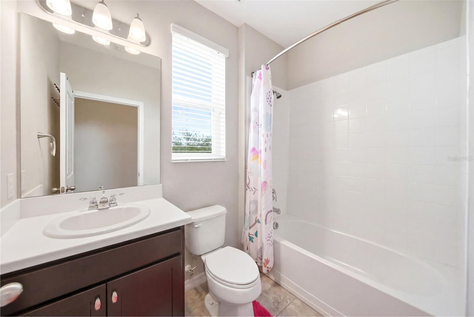 Image 29 of 36 For 947 Maypole Drive