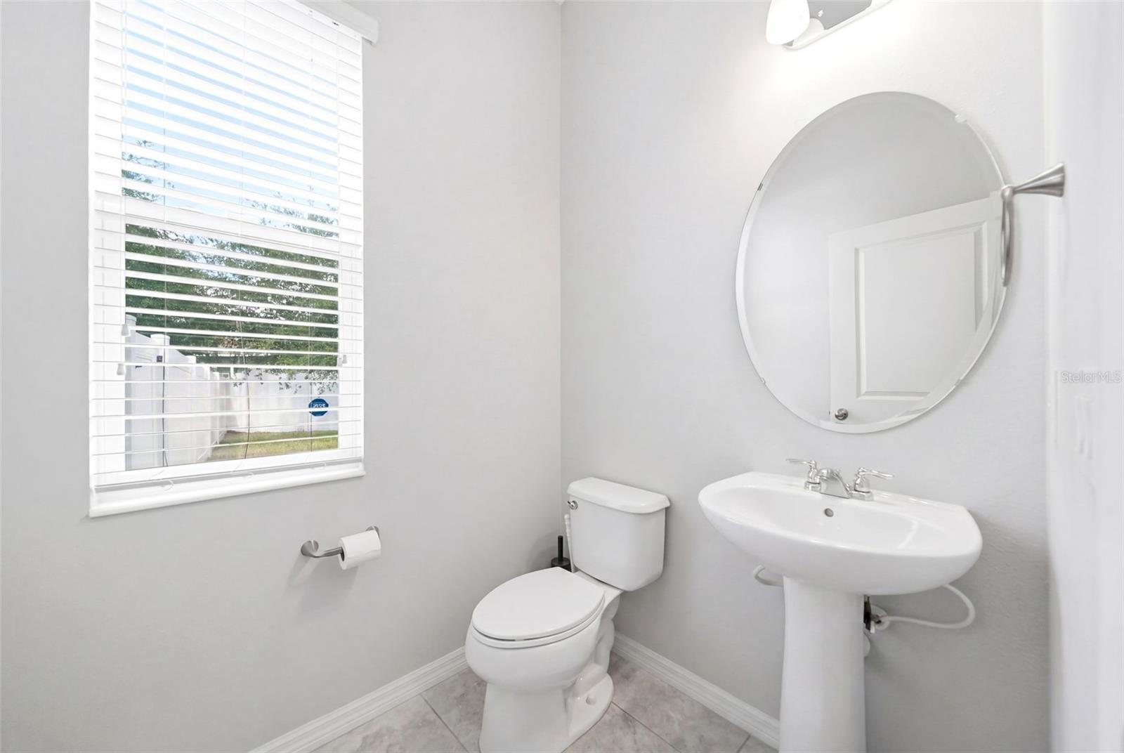 Image 30 of 36 For 947 Maypole Drive