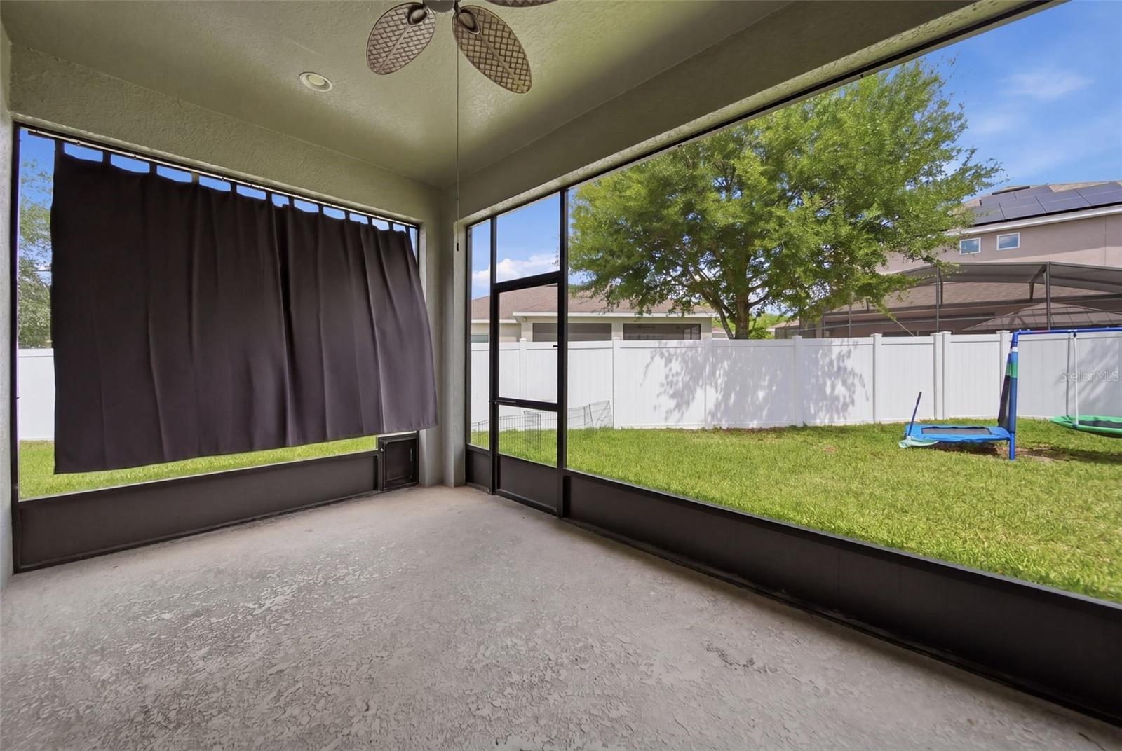 Image 32 of 36 For 947 Maypole Drive