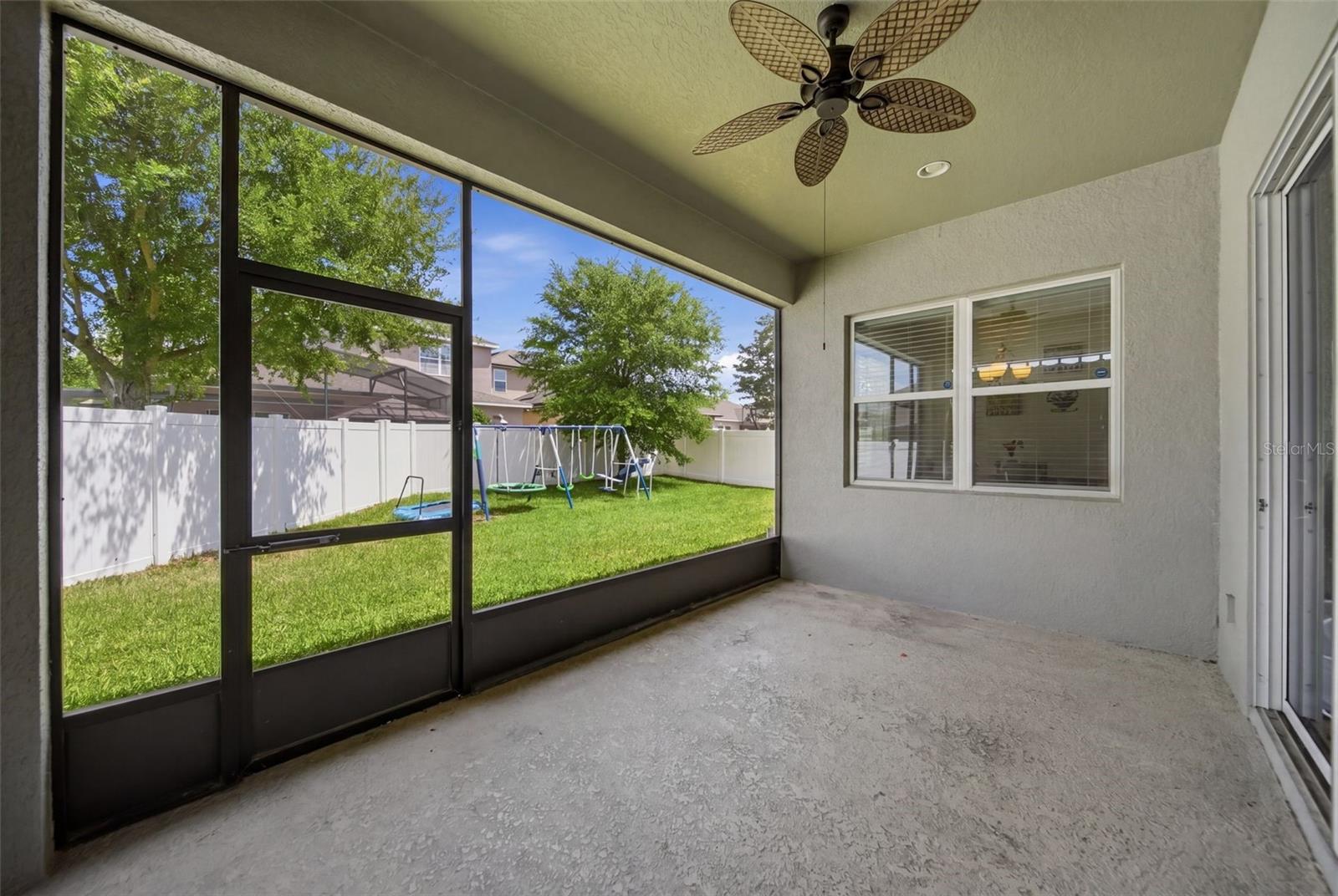 Image 33 of 36 For 947 Maypole Drive