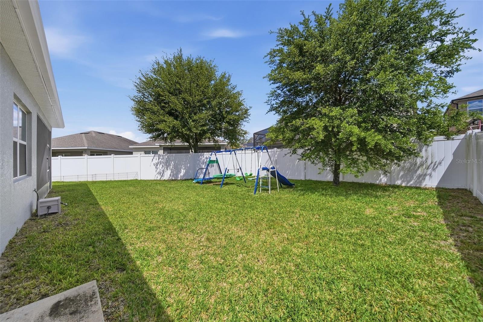 Image 34 of 36 For 947 Maypole Drive