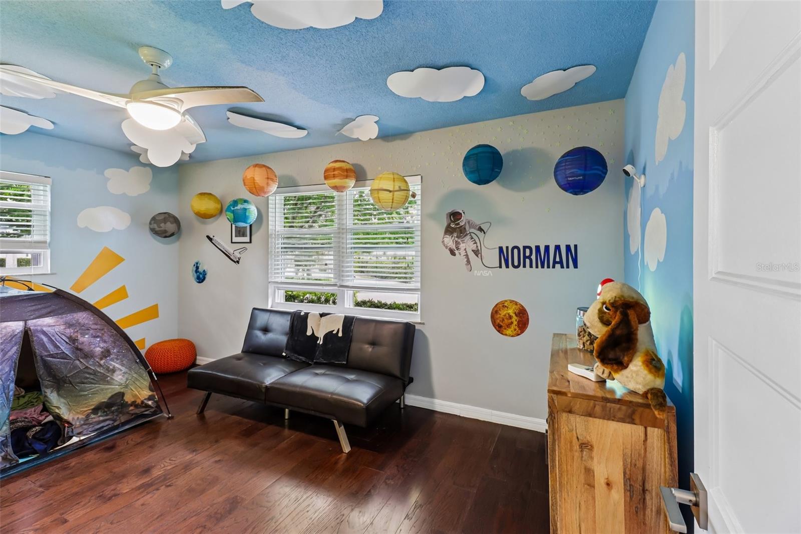 Image 17 of 36 For 77 N St Andrews Dr