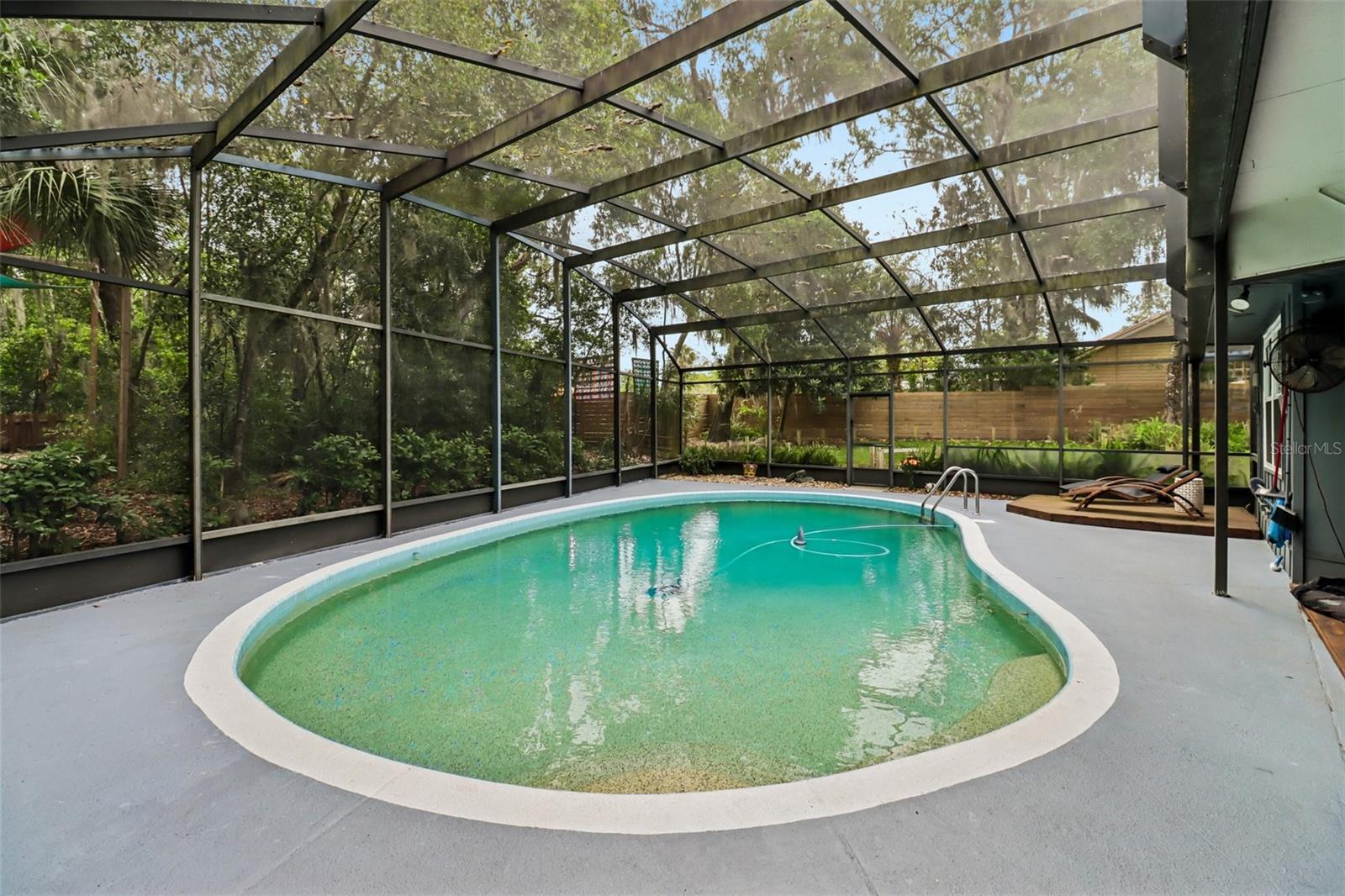 Image 29 of 36 For 77 N St Andrews Dr