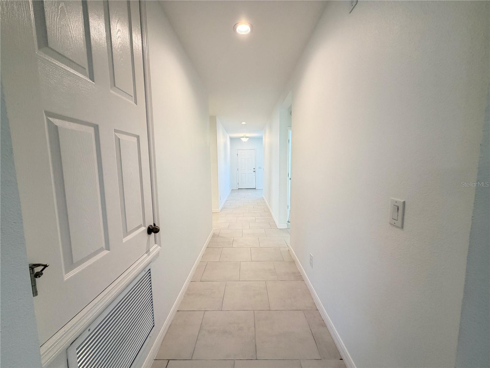 Image 11 of 44 For 4629 Bernard Boulevard