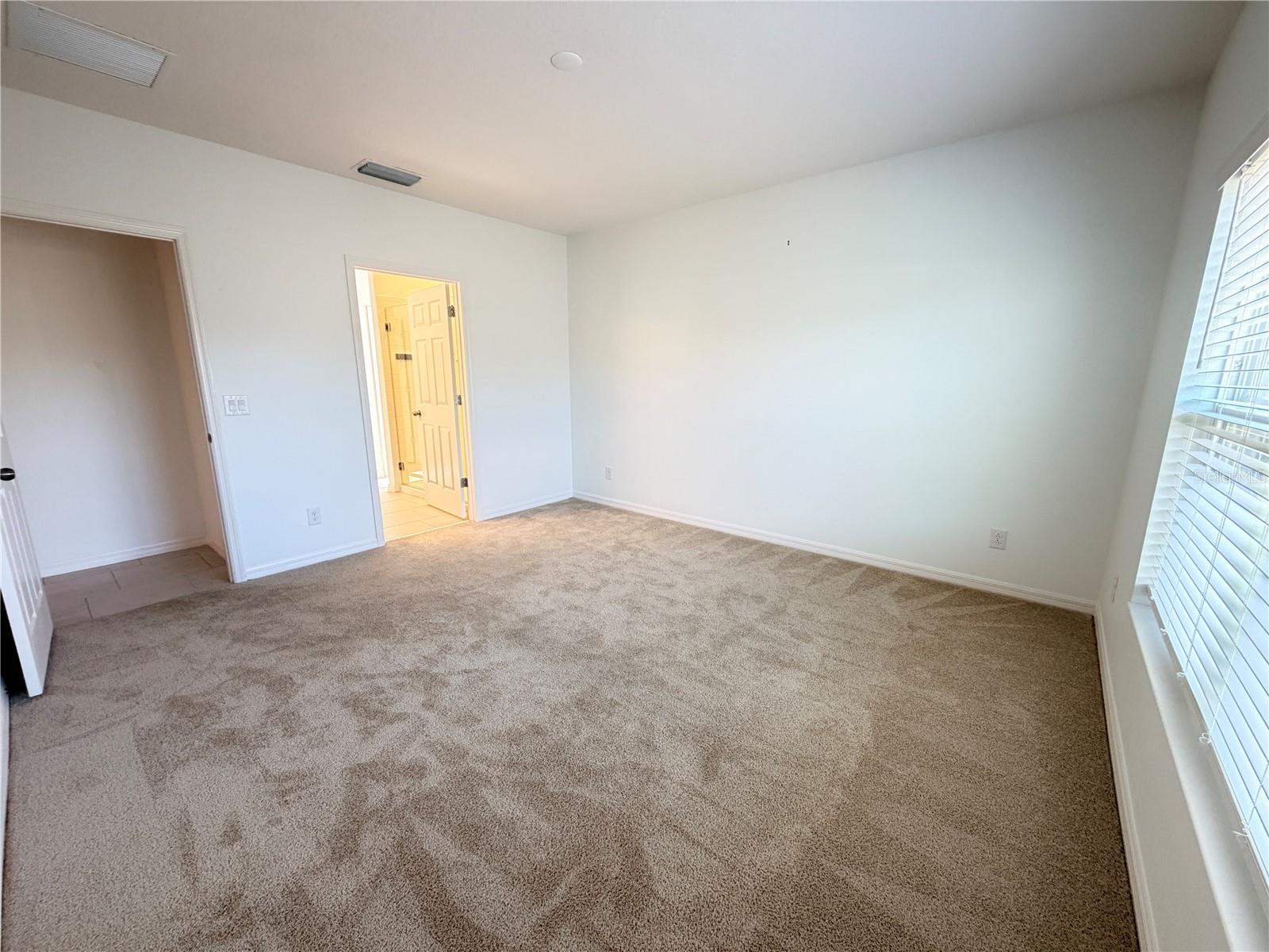 Image 14 of 44 For 4629 Bernard Boulevard