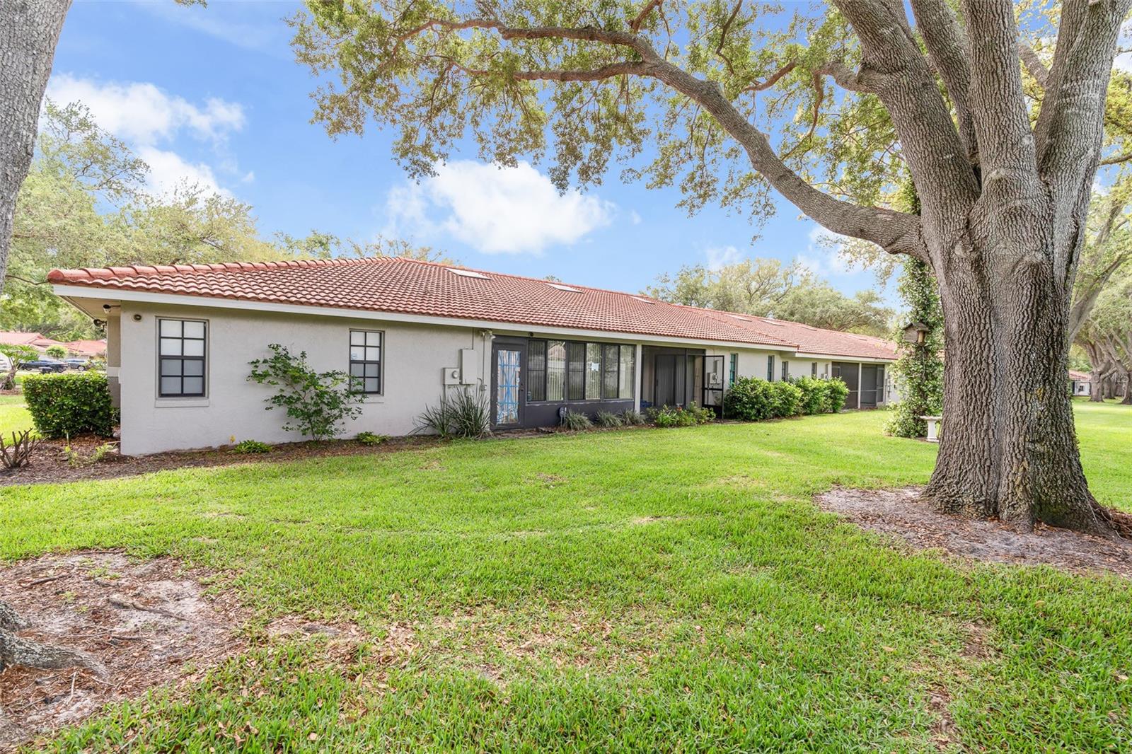 Image 27 of 79 For 7516 Chapelhill Drive