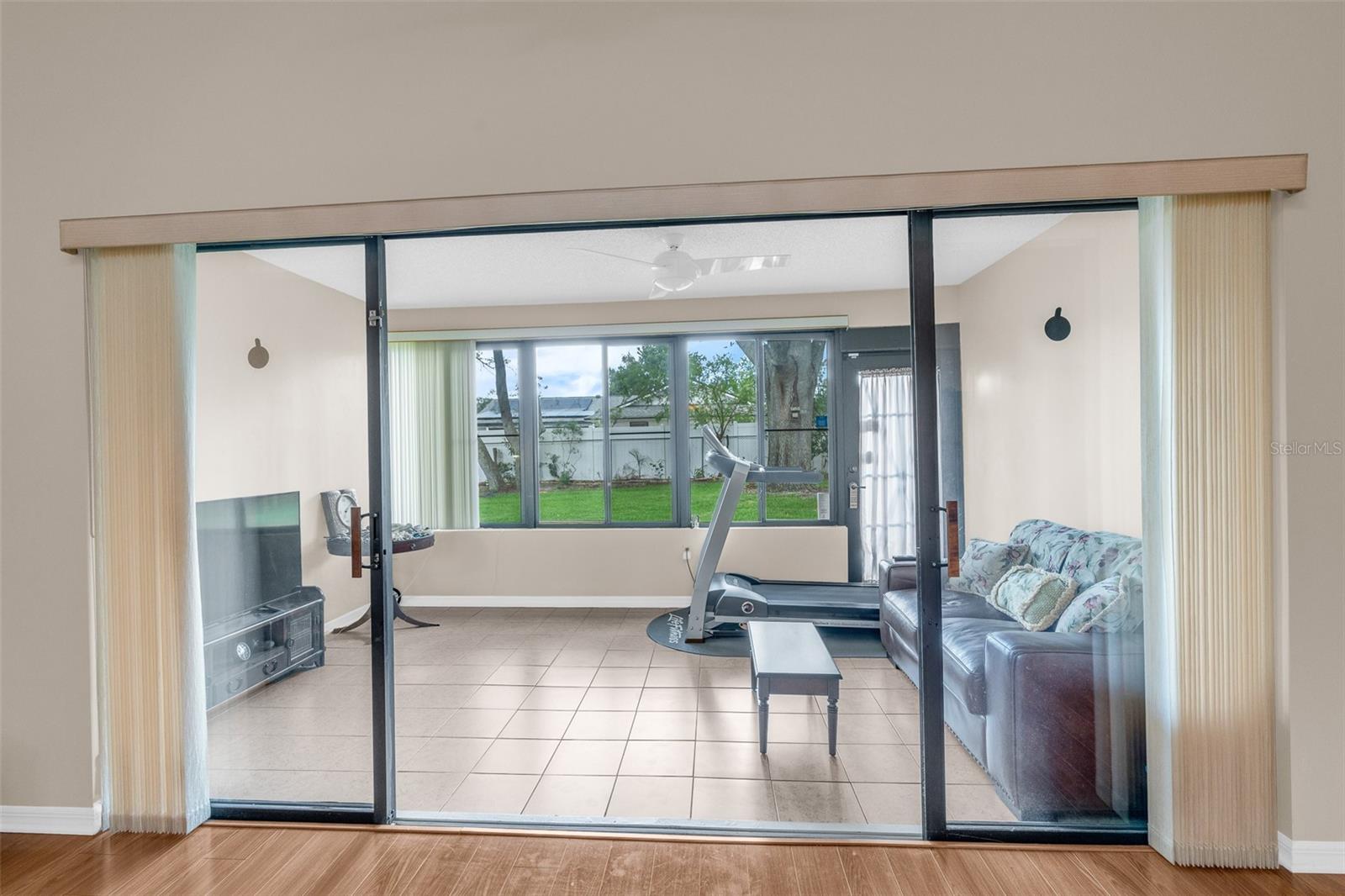 Image 37 of 79 For 7516 Chapelhill Drive