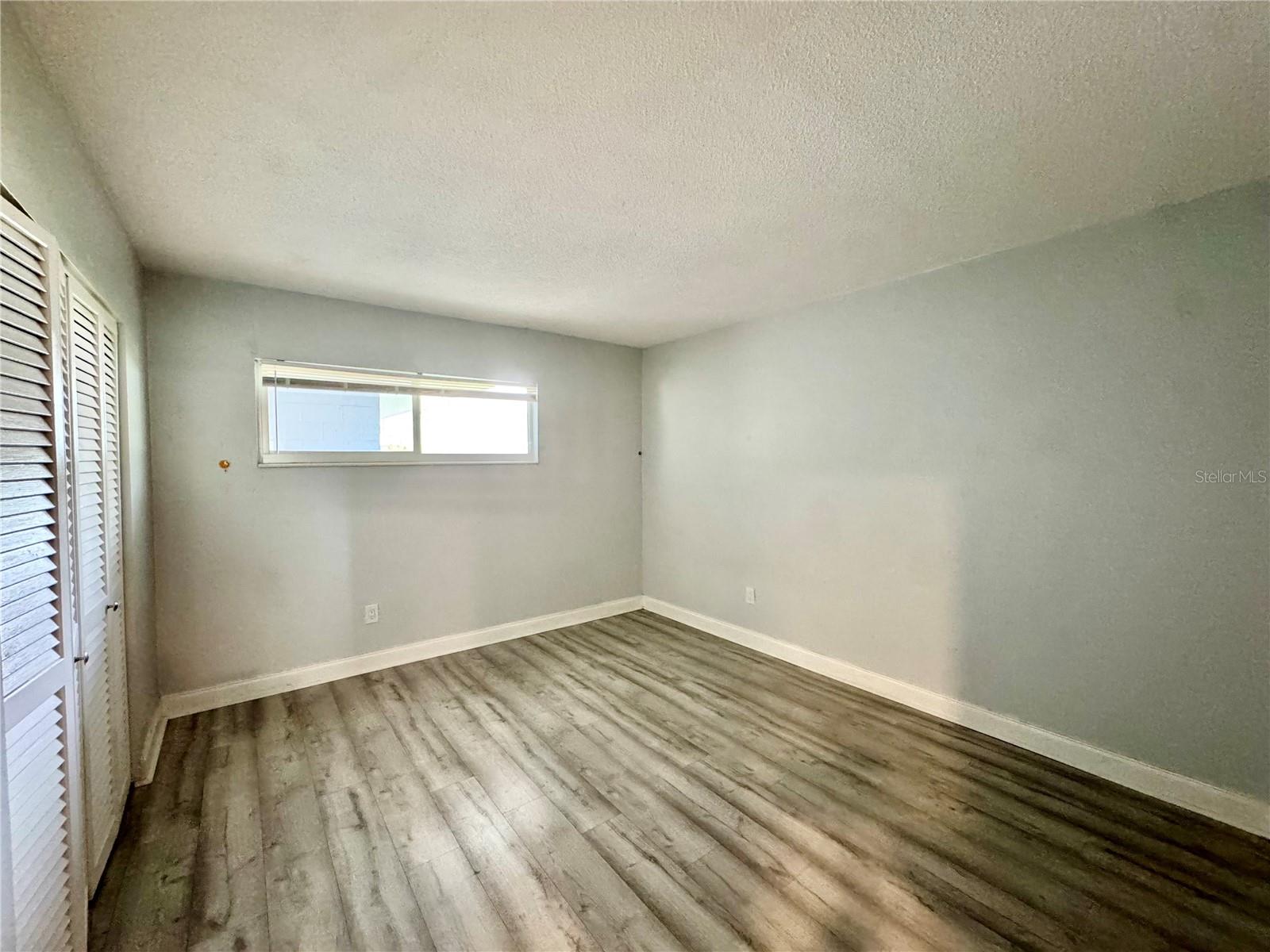 Image 9 of 11 For 825 Primrose Drive 110