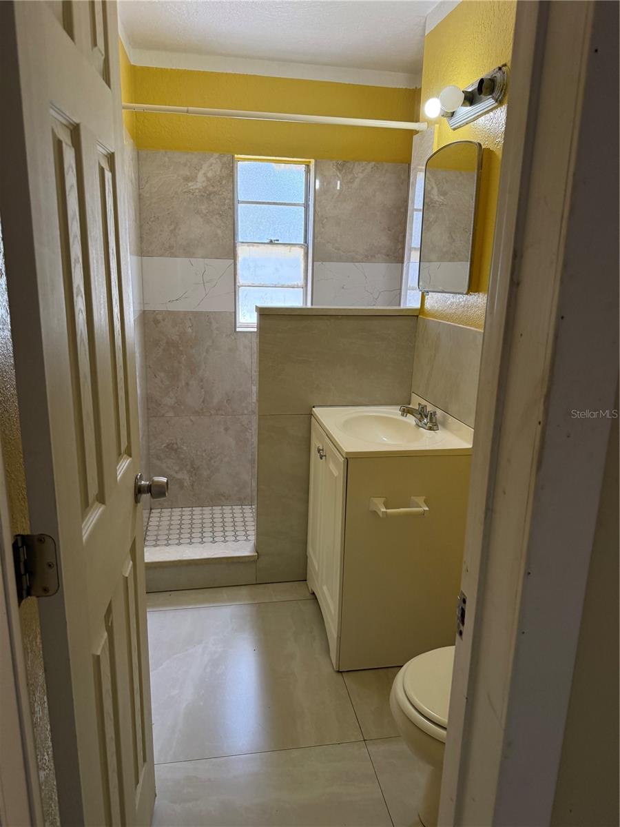 Image 5 of 12 For 5410 Pecos Street