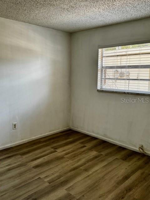 Image 16 of 20 For 3073 Pine Tree Avenue