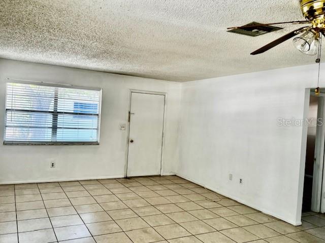 Image 7 of 20 For 3073 Pine Tree Avenue