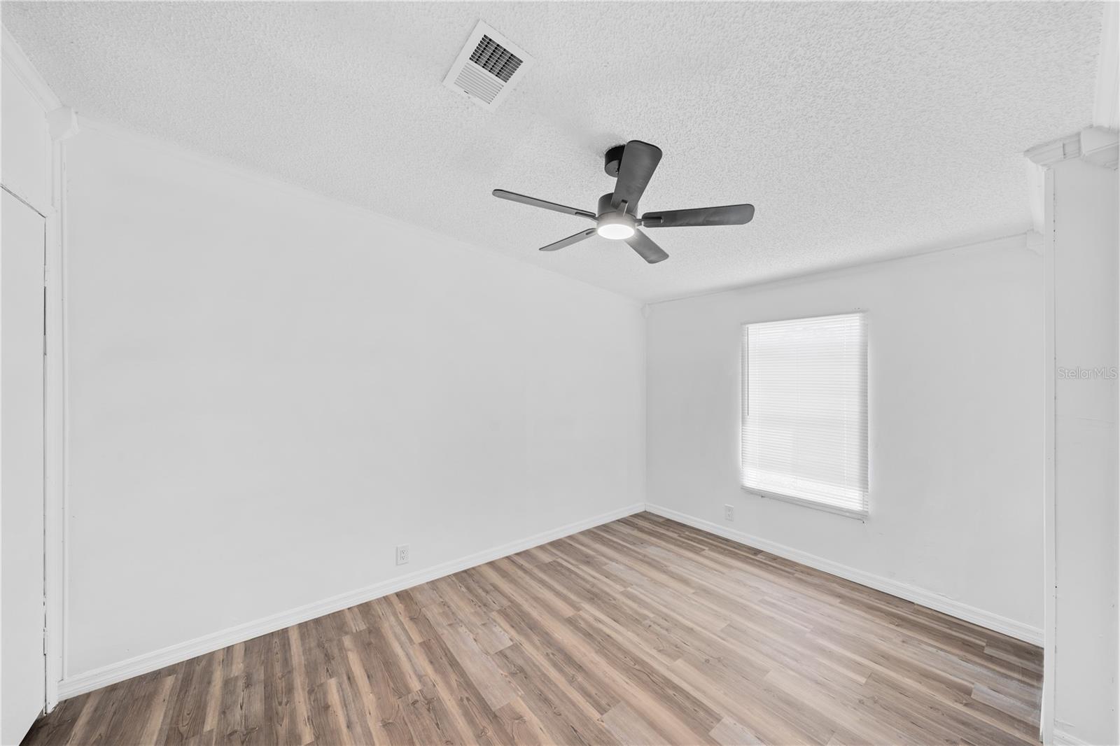 Image 28 of 37 For 9545 161st Street