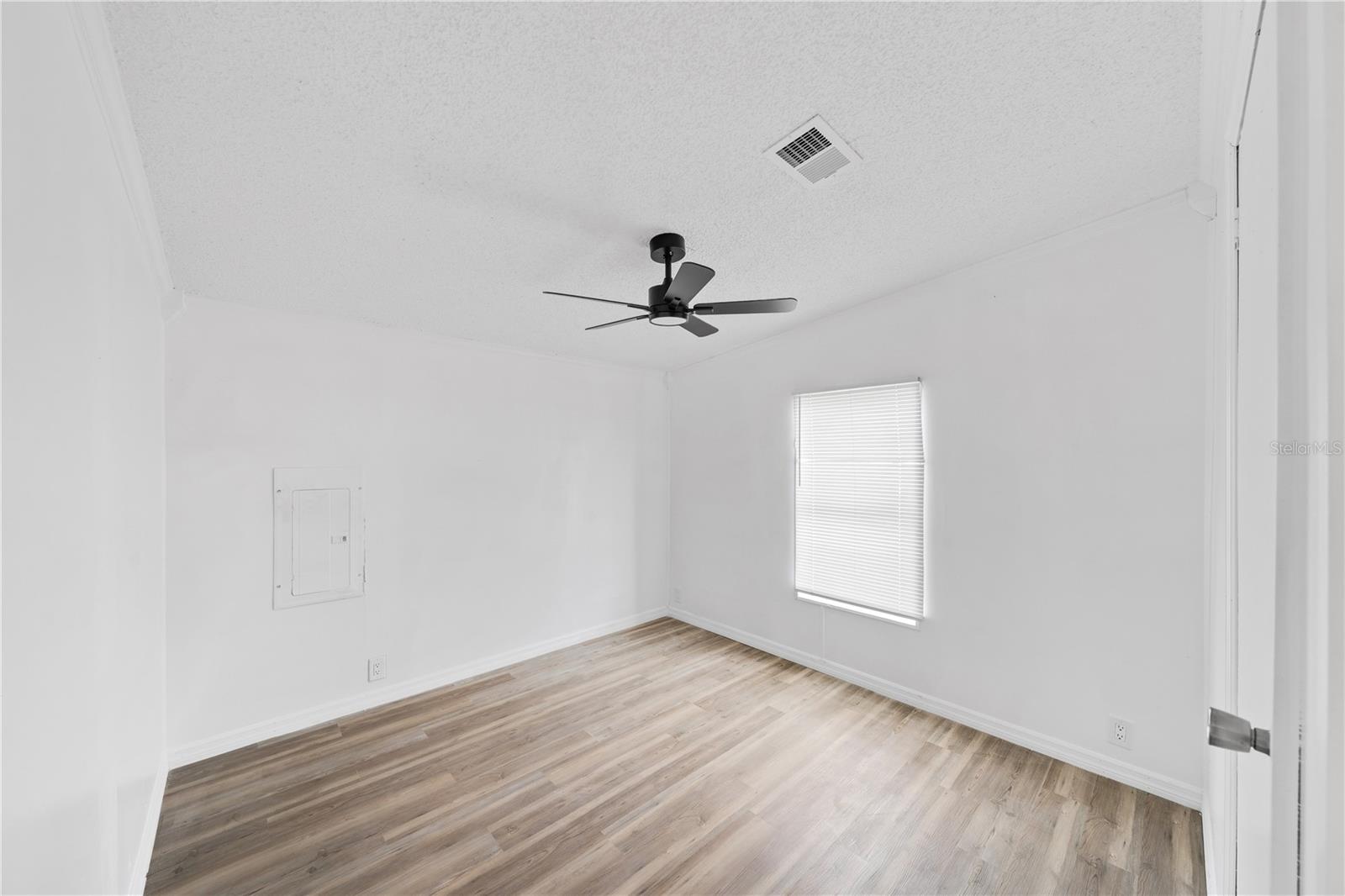 Image 29 of 37 For 9545 161st Street