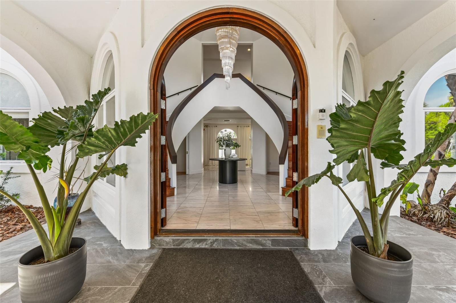 Image 10 of 100 For 2113 Silver Leaf Court