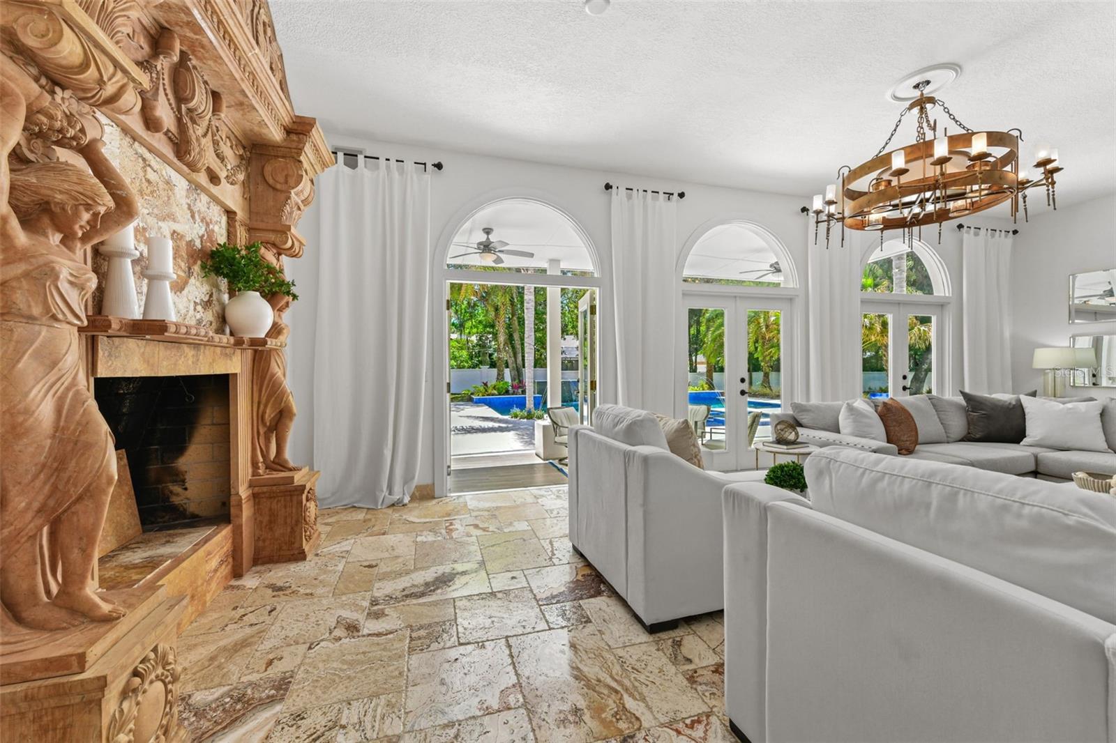 Image 15 of 100 For 2113 Silver Leaf Court