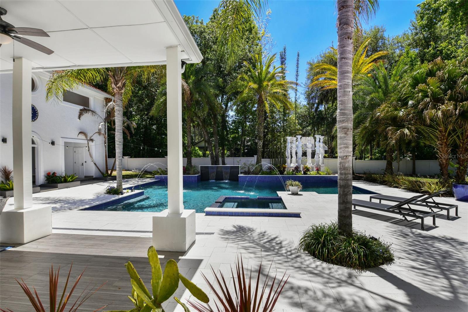 Image 22 of 100 For 2113 Silver Leaf Court