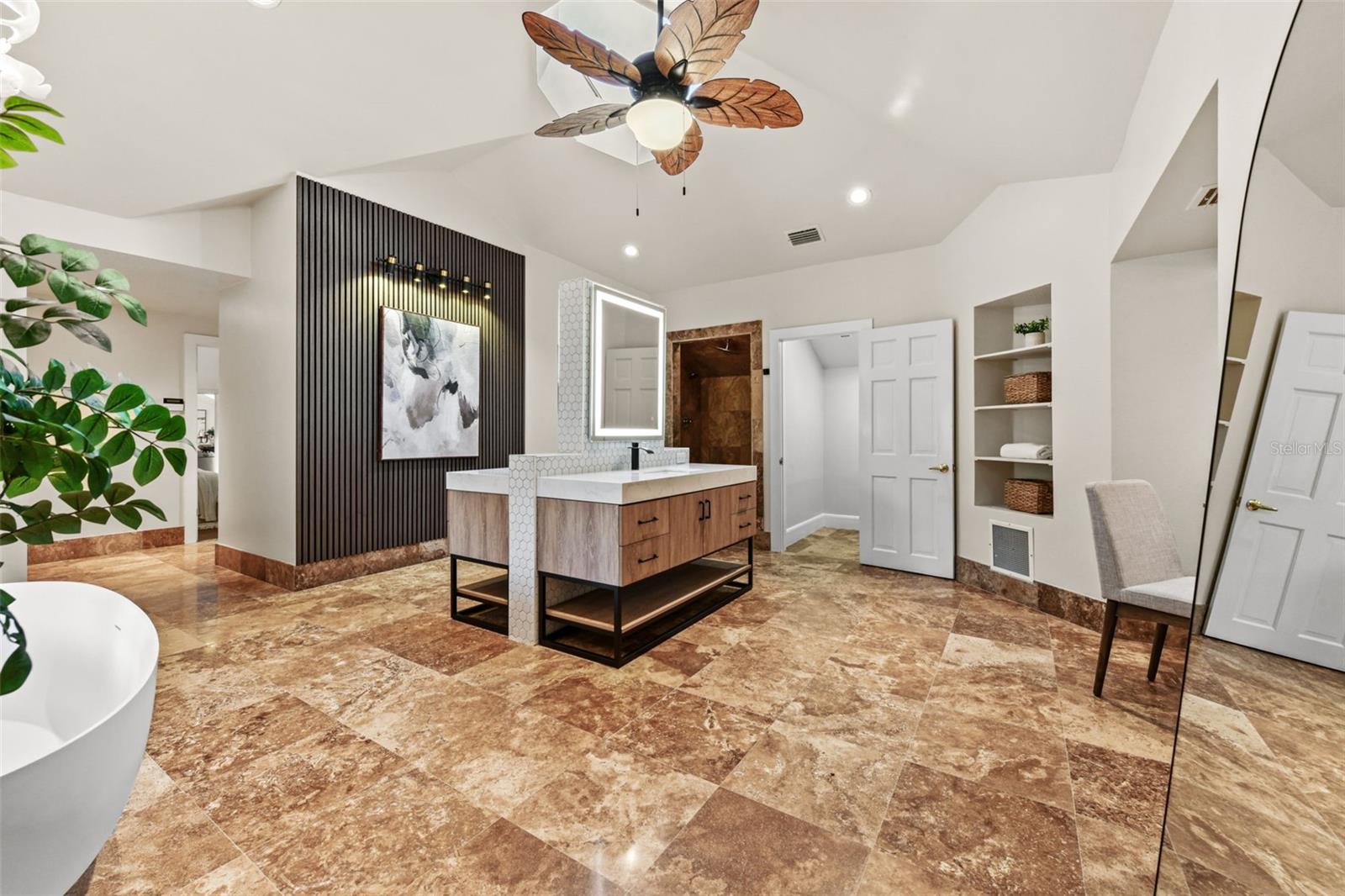 Image 40 of 100 For 2113 Silver Leaf Court