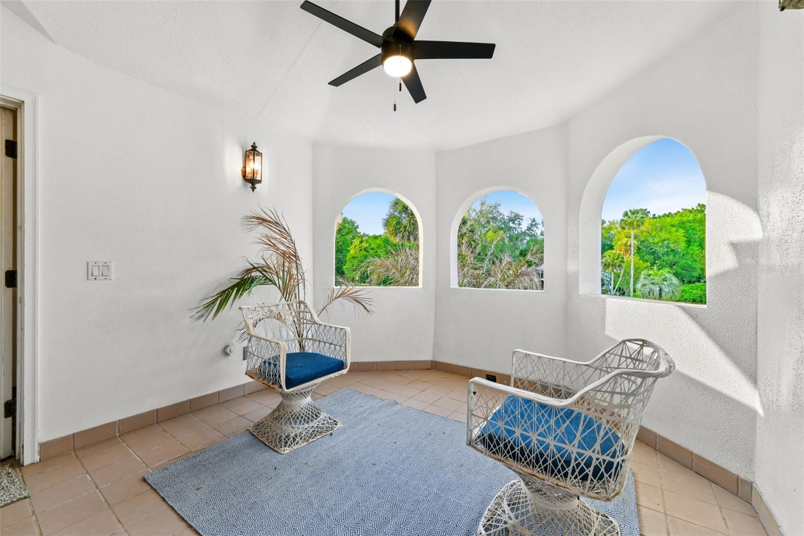 Image 46 of 100 For 2113 Silver Leaf Court