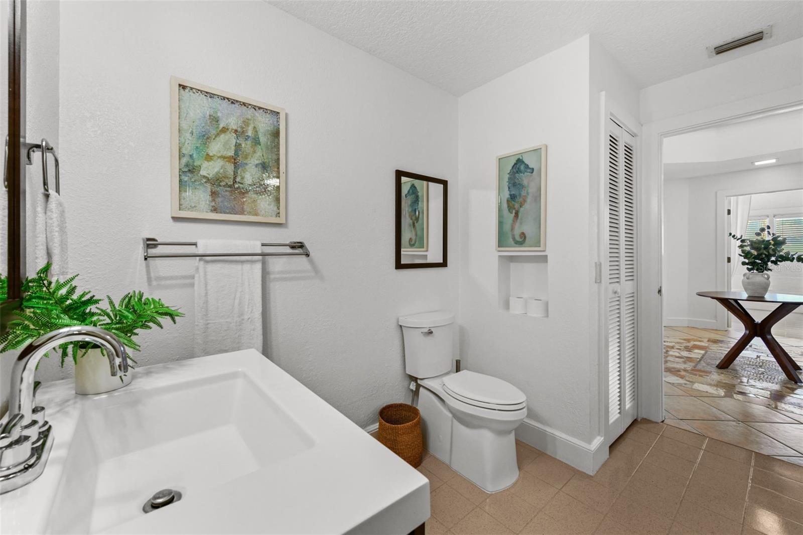 Image 58 of 100 For 2113 Silver Leaf Court