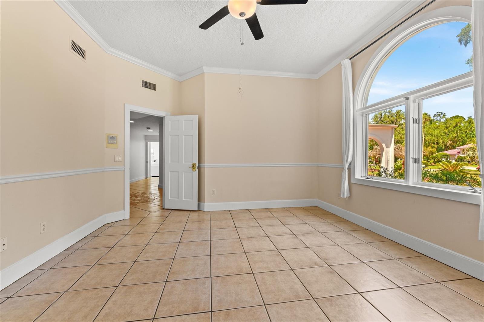 Image 60 of 100 For 2113 Silver Leaf Court