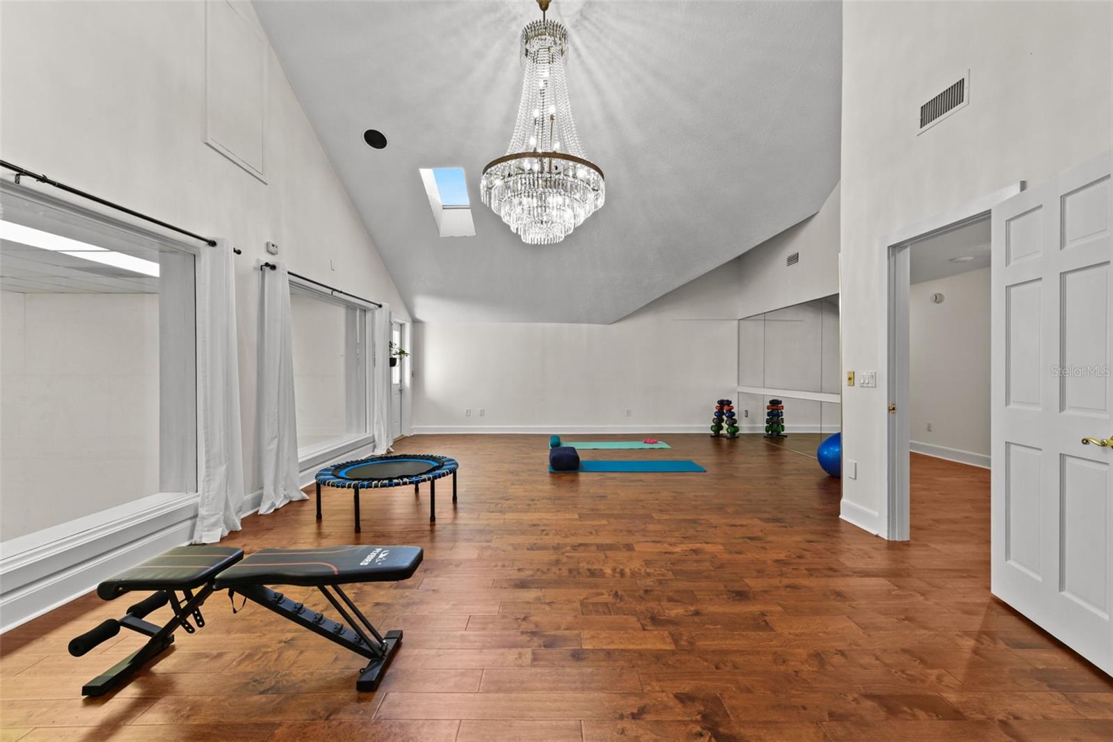 Image 76 of 100 For 2113 Silver Leaf Court