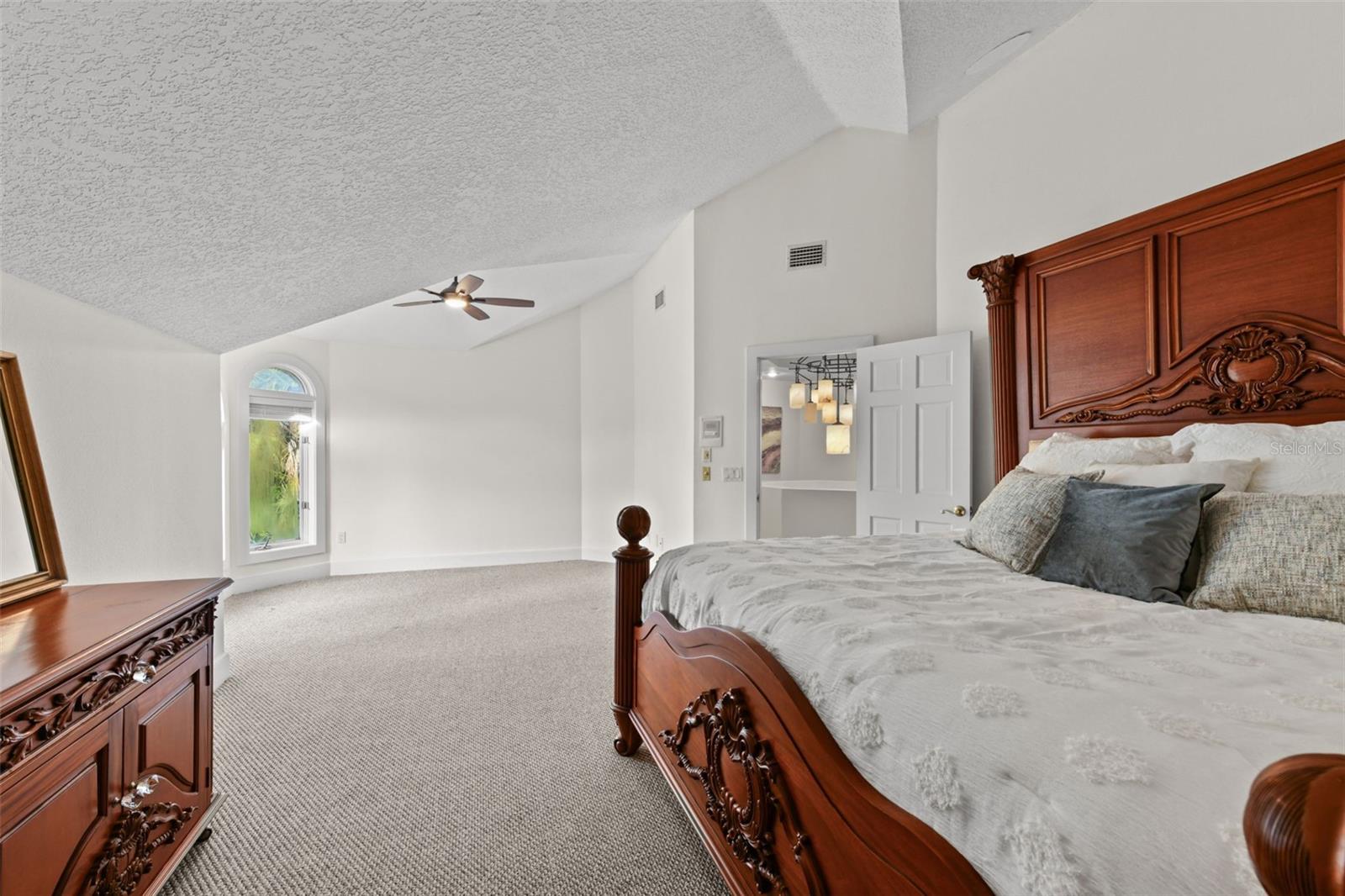 Image 84 of 100 For 2113 Silver Leaf Court