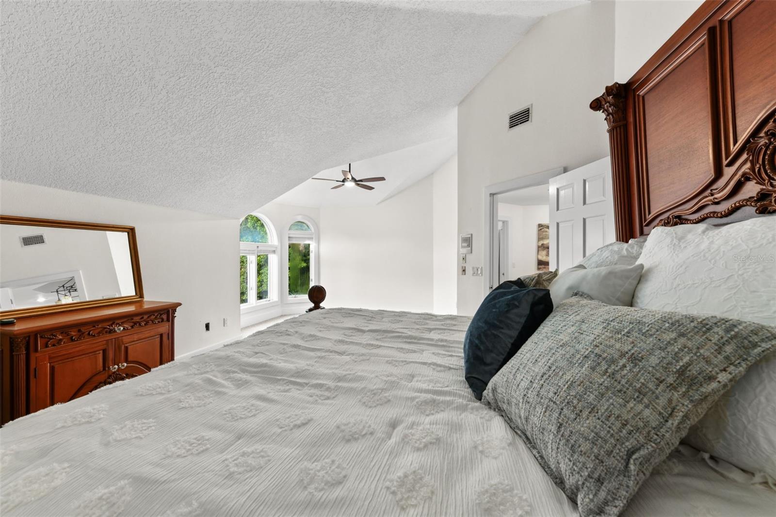 Image 85 of 100 For 2113 Silver Leaf Court