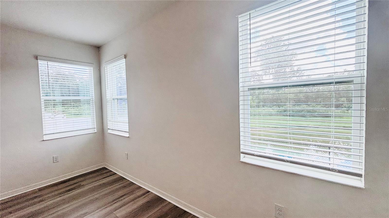 Image 13 of 31 For 557 Scott Lake Creek Lane