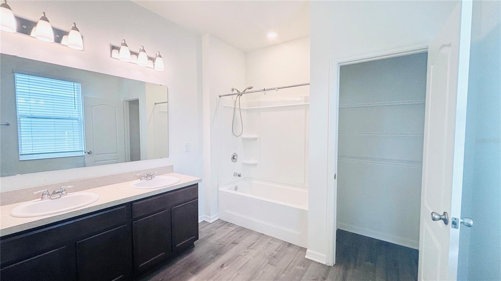 Image 18 of 31 For 557 Scott Lake Creek Lane