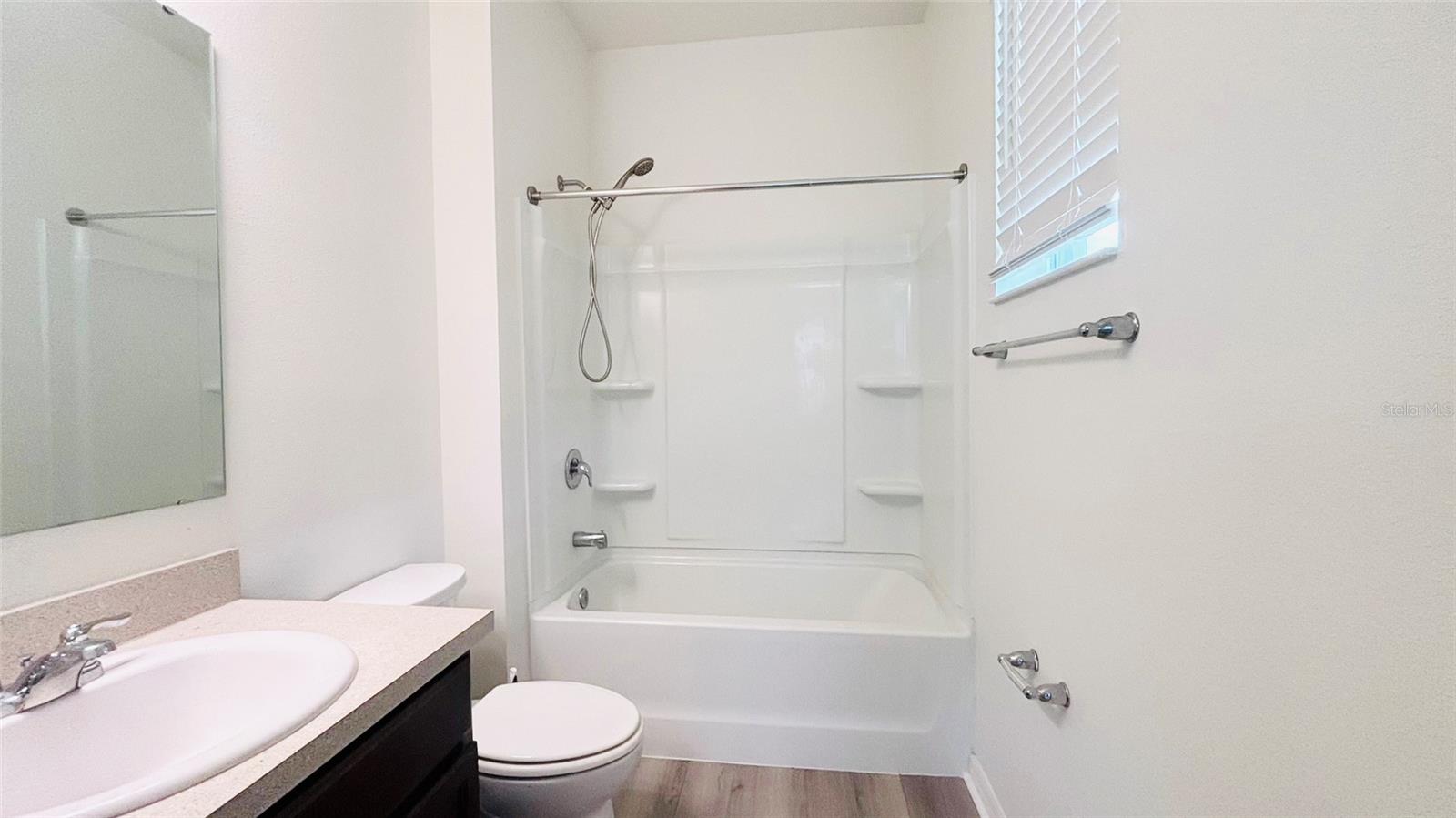 Image 23 of 31 For 557 Scott Lake Creek Lane