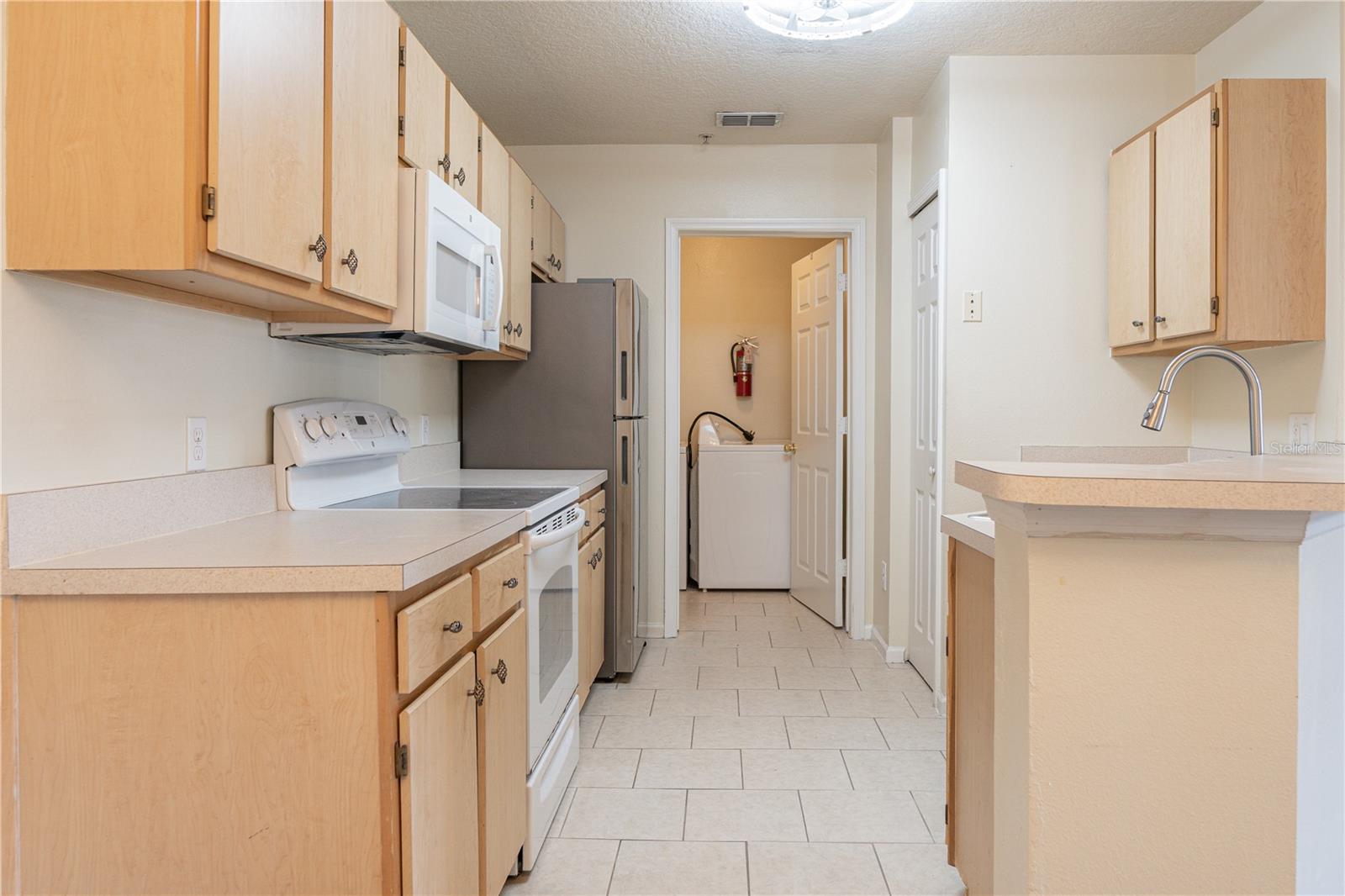 Image 16 of 29 For 6596 Swissco Drive 1524