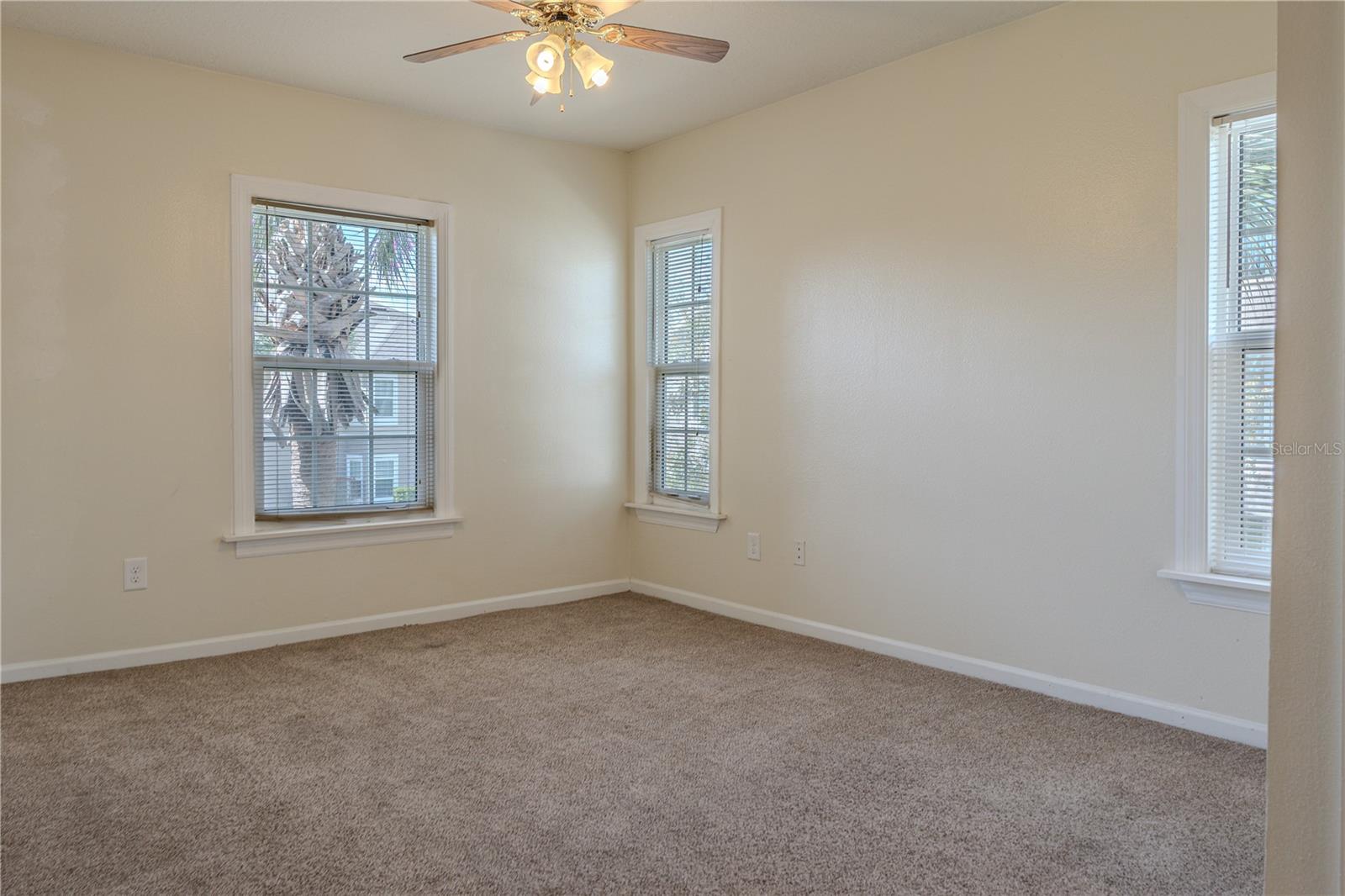 Image 20 of 29 For 6596 Swissco Drive 1524