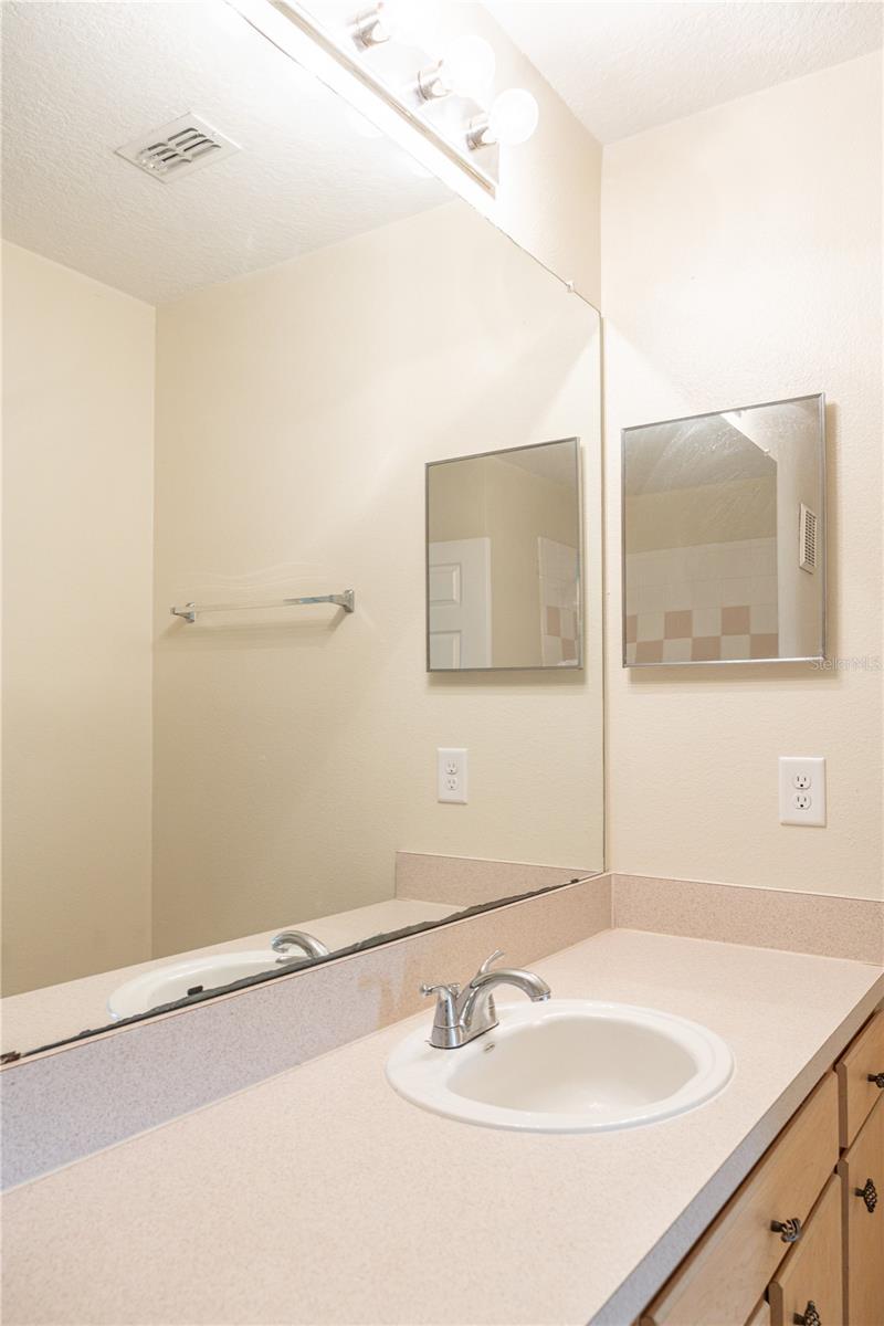 Image 25 of 29 For 6596 Swissco Drive 1524