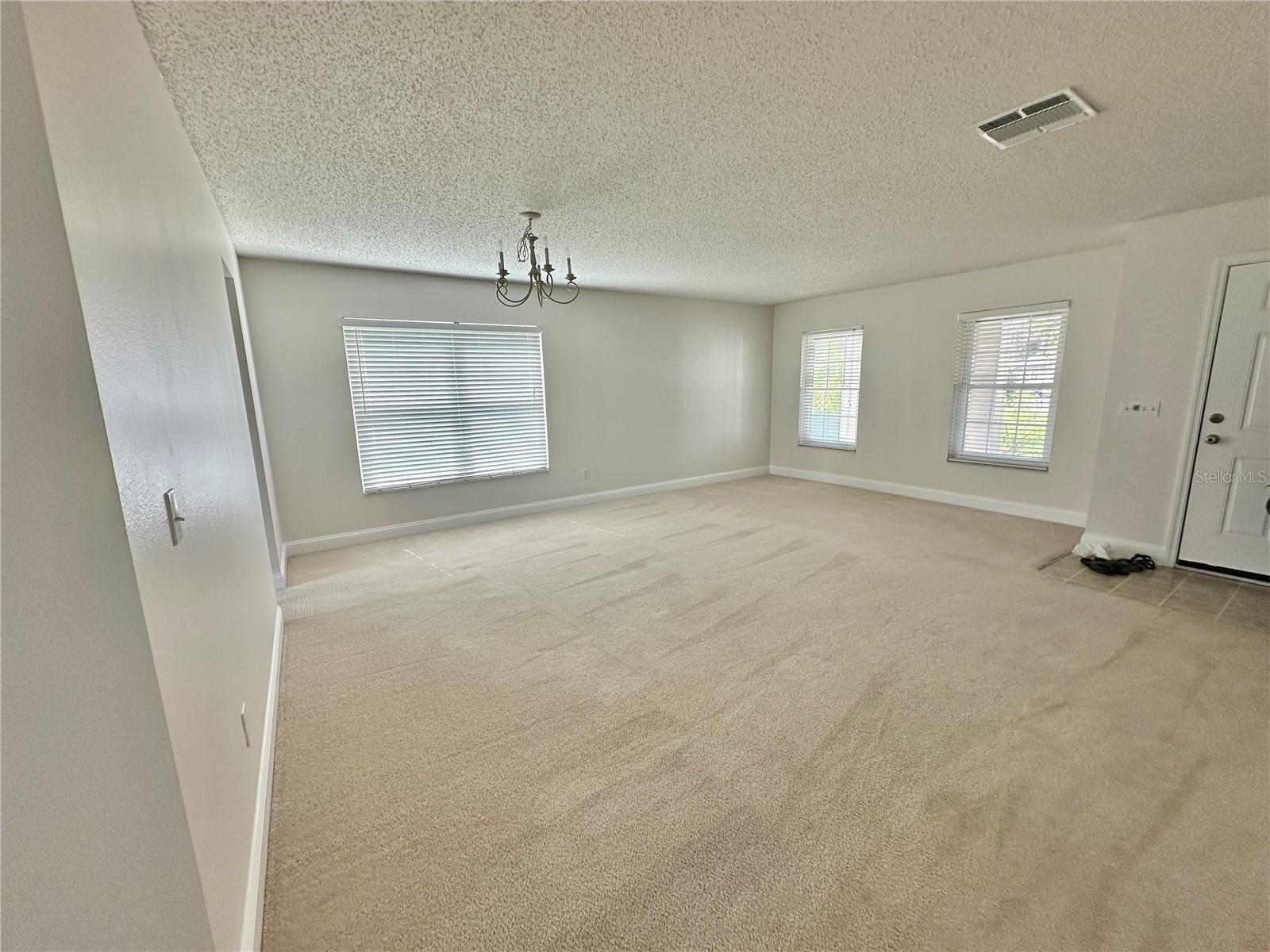 Image 10 of 42 For 107 Keystone Crest Court