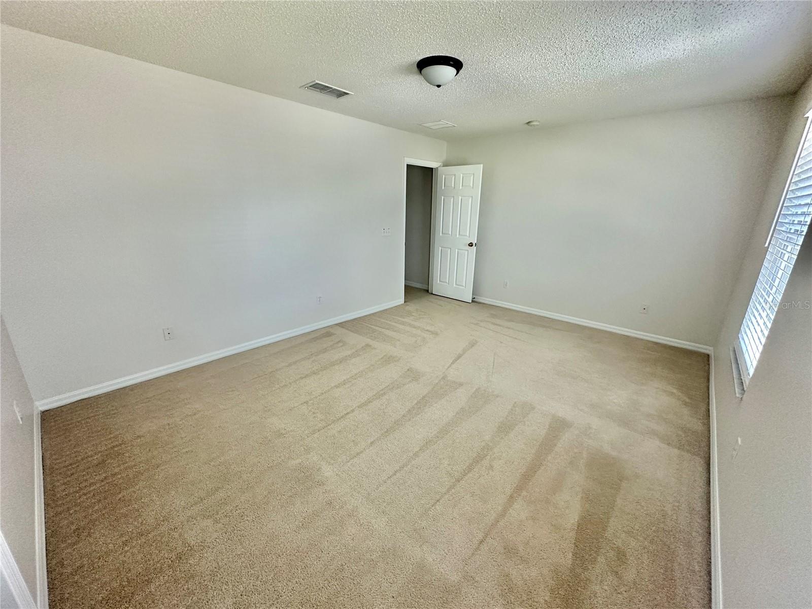 Image 18 of 42 For 107 Keystone Crest Court