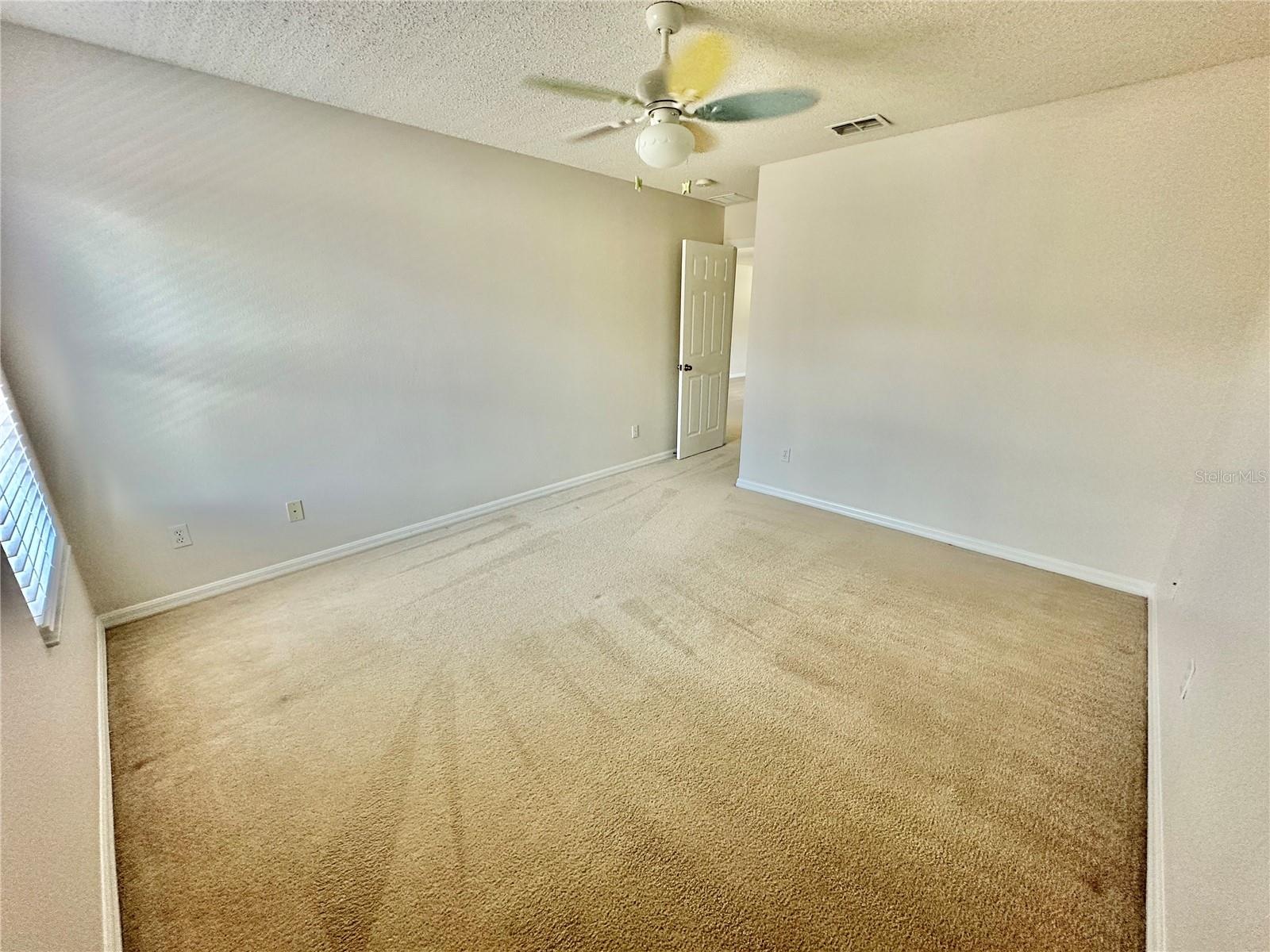 Image 20 of 42 For 107 Keystone Crest Court