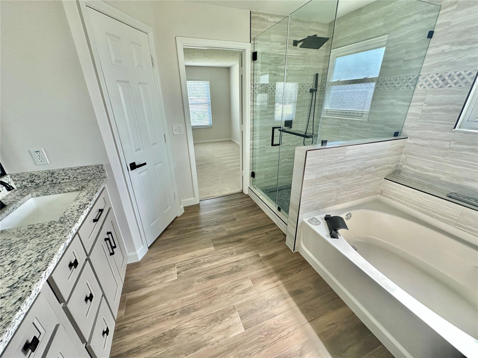 Image 26 of 42 For 107 Keystone Crest Court