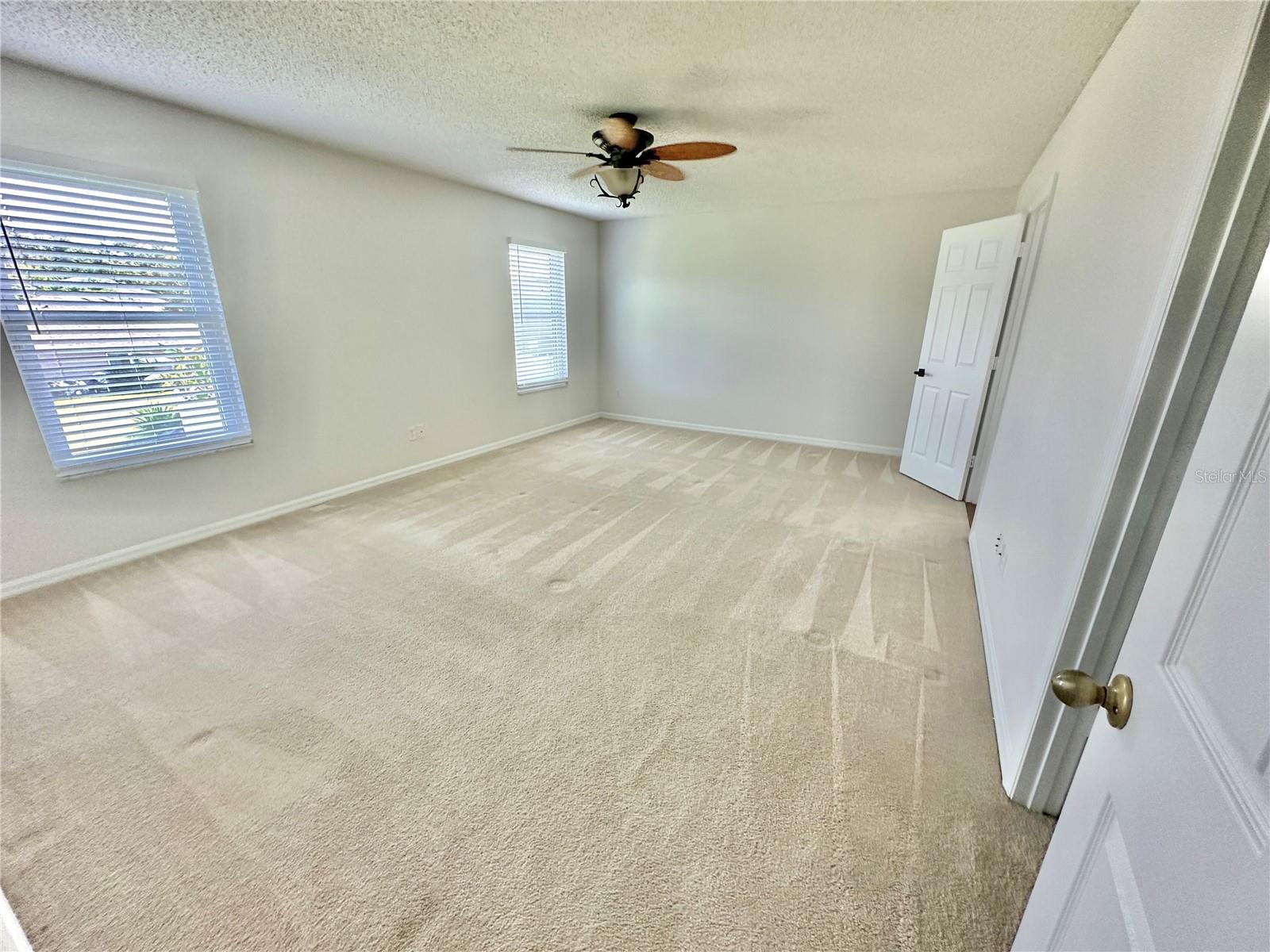 Image 27 of 42 For 107 Keystone Crest Court