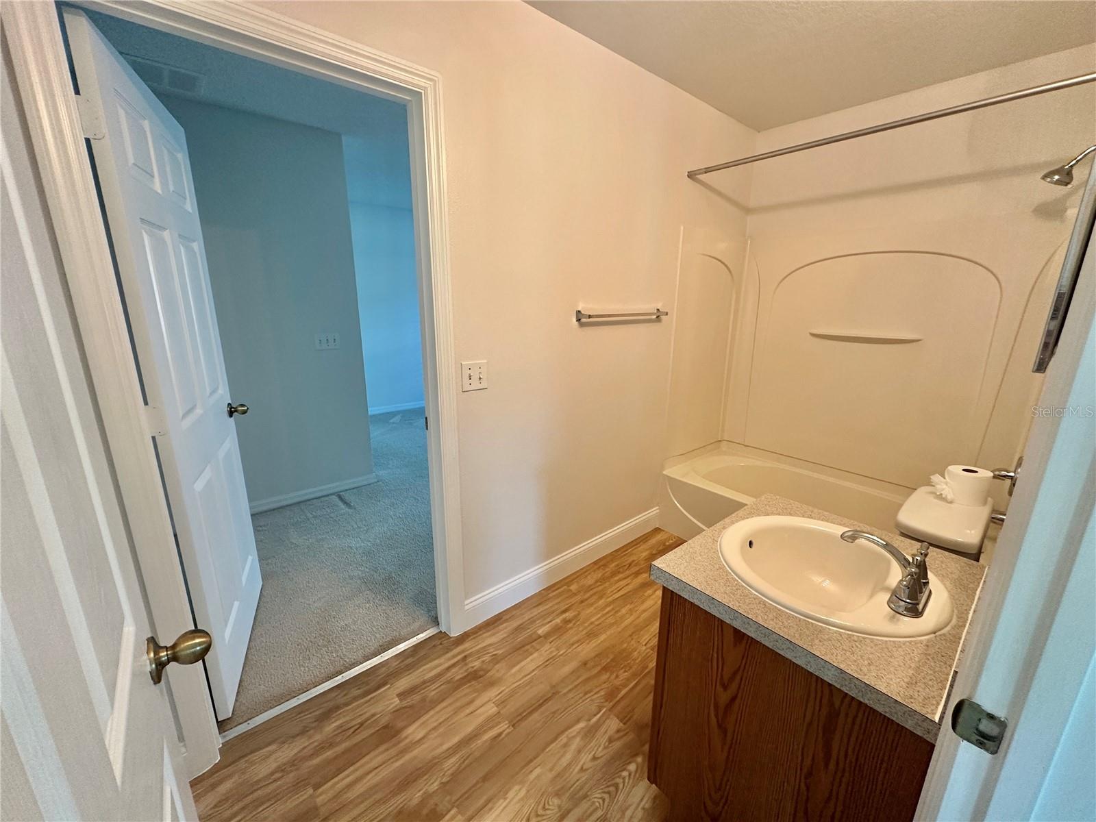 Image 29 of 42 For 107 Keystone Crest Court