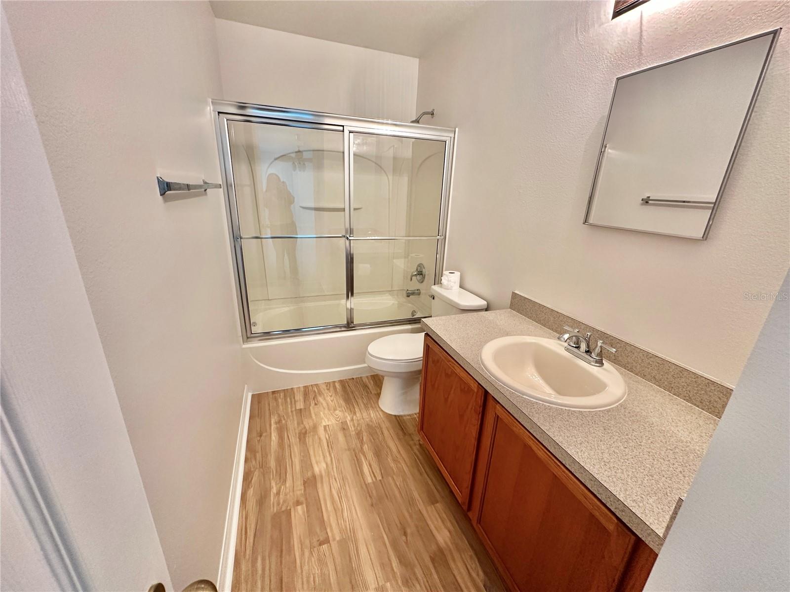 Image 31 of 42 For 107 Keystone Crest Court