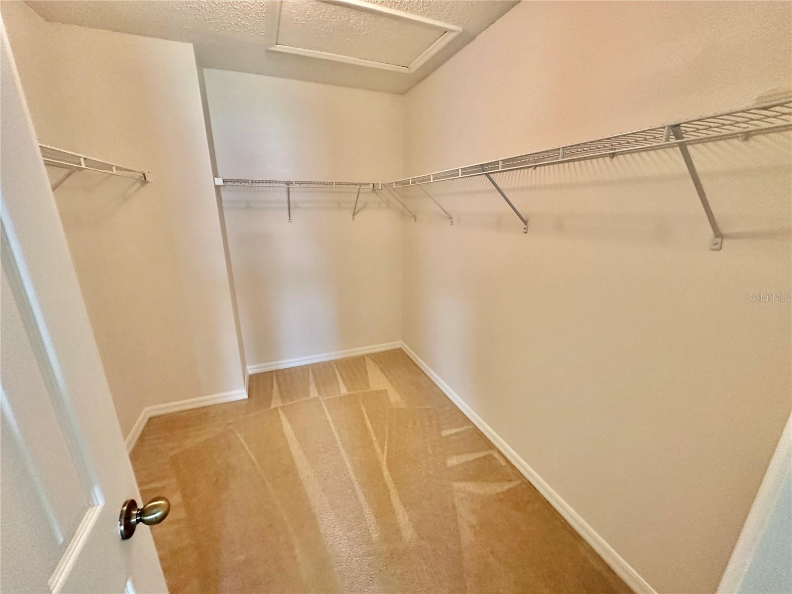 Image 34 of 42 For 107 Keystone Crest Court