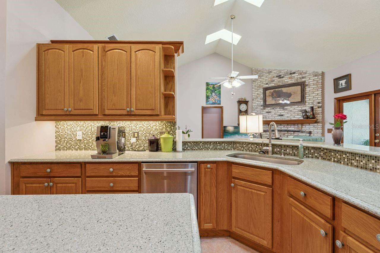 Image 16 of 39 For 908 Almond Tree Circle