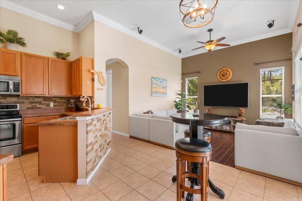 Image 14 of 60 For 3785 Hammonds Ferry Court