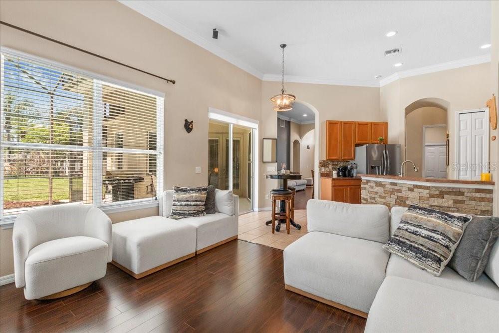 Image 16 of 60 For 3785 Hammonds Ferry Court